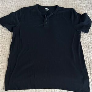 Old Navy Men's Dark Blue Henley Shirt size large